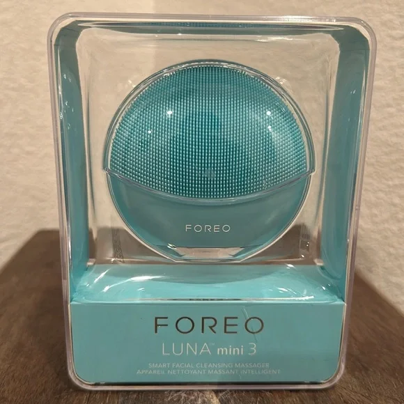 FOREO LUNA™ Mini 3 Smart facial Cleansing Massager Color Mint